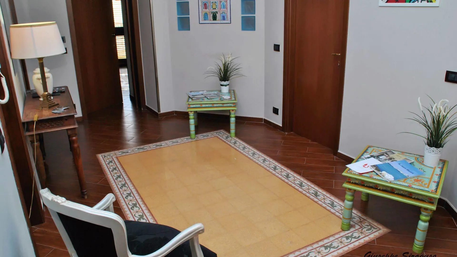 מזרה דל ואלו B&B Bivona